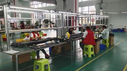 【新時(shí)代 新征程 新偉業(yè)】安龍:企業(yè)入駐新園區(qū) 開(kāi)足馬力忙生產(chǎn)